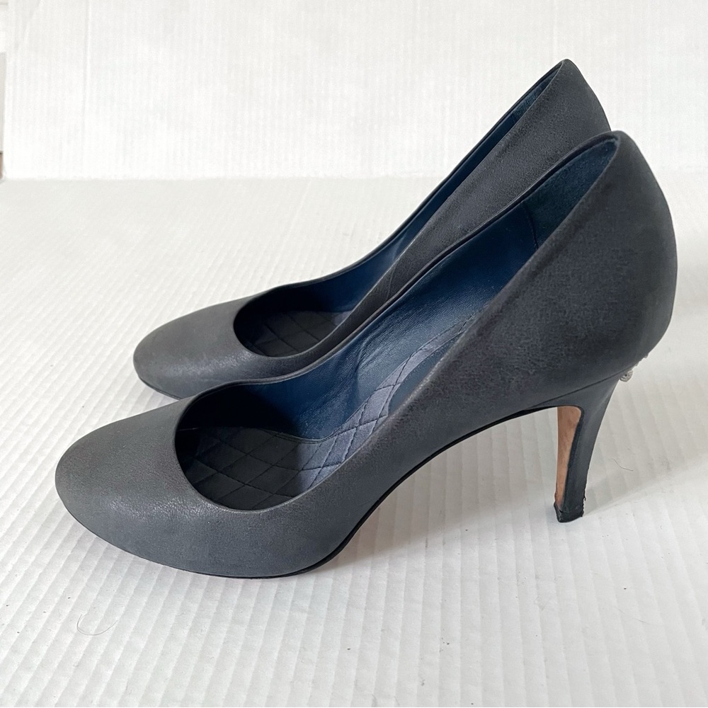 CHANEL  Lambskin Crystal CC Pumps 39.5 grey - Picture 5 of 16